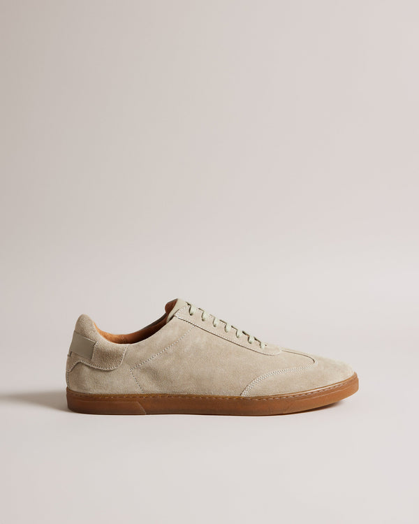 EVRENS-Sneakers-Sleek and stylish, EVRENS will take your shoe collection to new heights. With a low top design, lace up closure, and round toe, these timeless shoes are perfect for all your on-the-go adventures. Their suede leather and smooth leather details give these sneakers a sophisticated touch, while the debossed logo makes a subtle statement.By purchasing this product, you are supporting responsible leather manufacturing through the Leather Working Group. Trainers Low top Lace up Round toe Suede leat